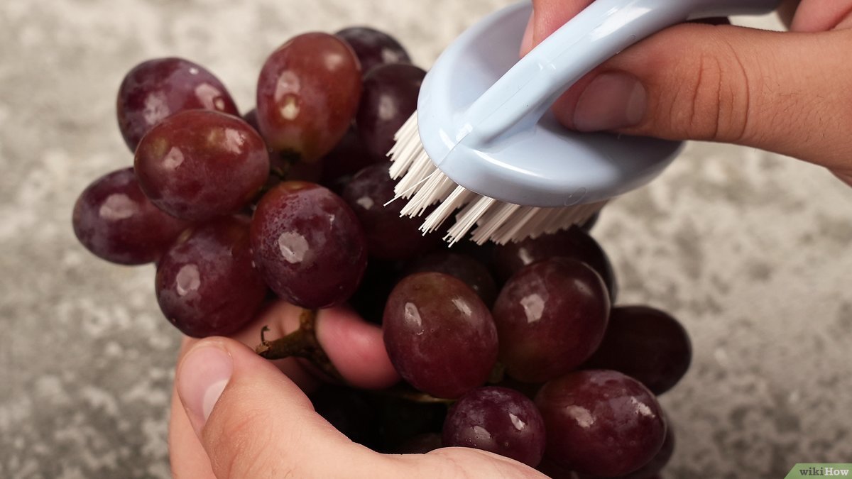 ¿Qué y cómo rociar las uvas?