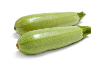 Deskripsi dan ciri utama zucchini Iskander dengan foto dan ulasan