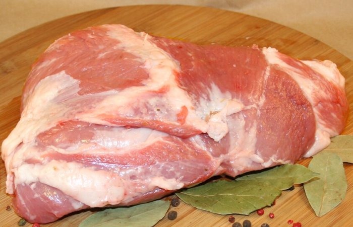 Daging babi dan faedahnya