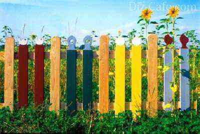Multi-colored picket fence
