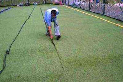 Artificial turf laying