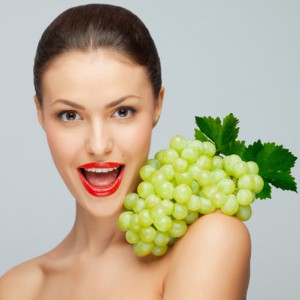 The use of grapes in cosmetology