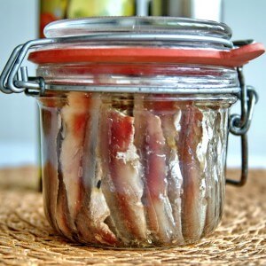 Salting of anchovies