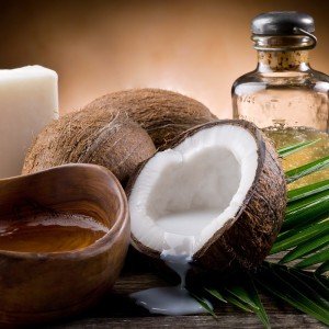 The benefits and harms of coconut products