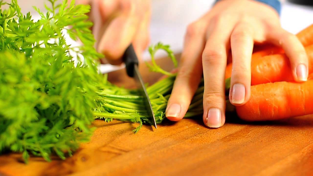 The benefits of carrot tops