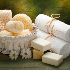 Natural and synthetic washcloths