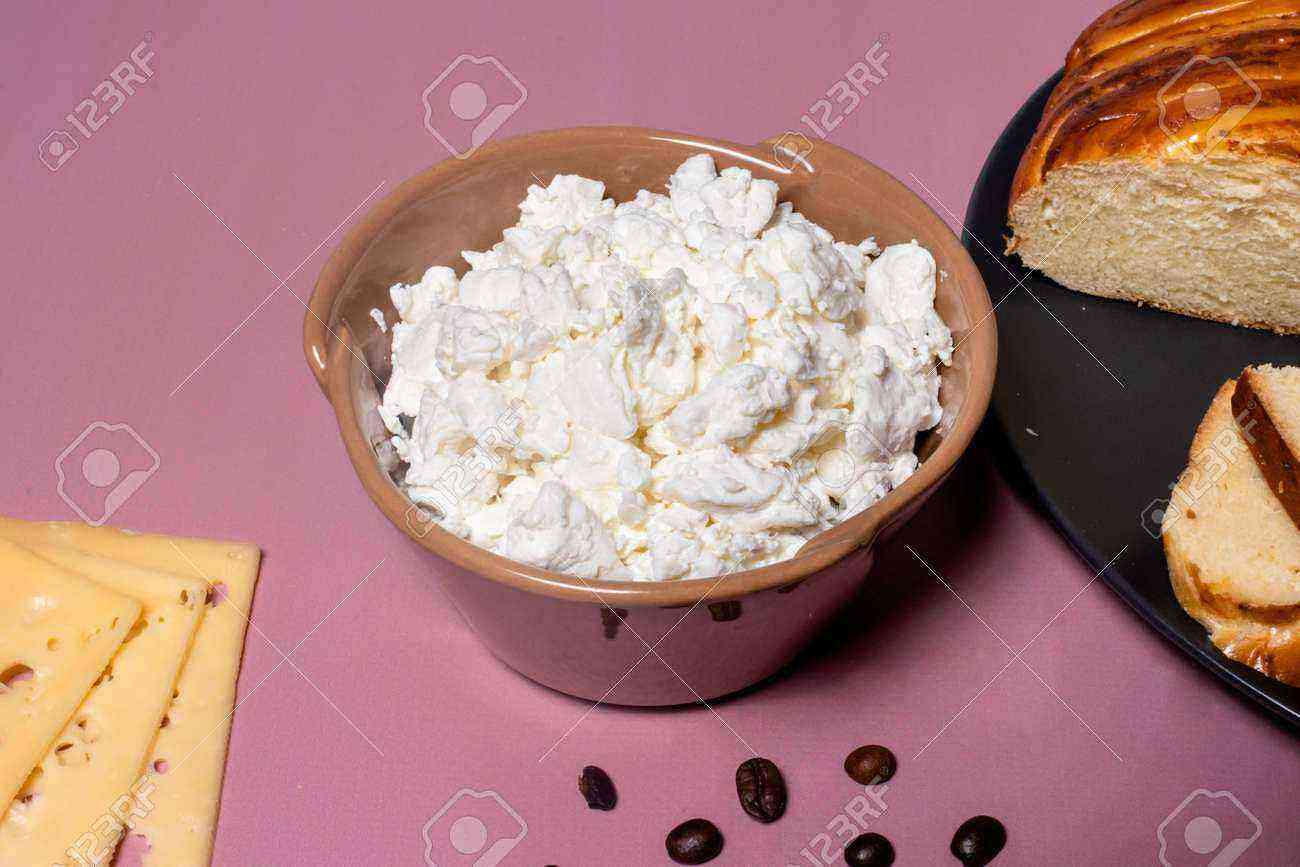 Cottage cheese benefits and harms