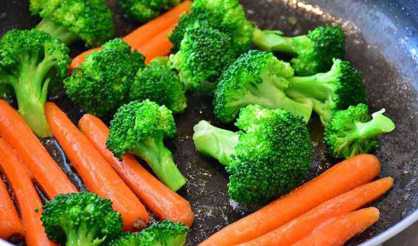 Carrots – vitamins, calories, juice recipes