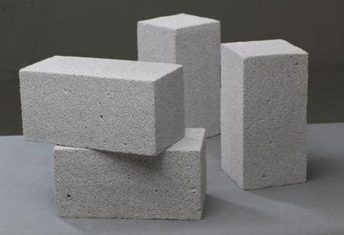 Gas blocks, foam blocks are suitable for the construction of a barn