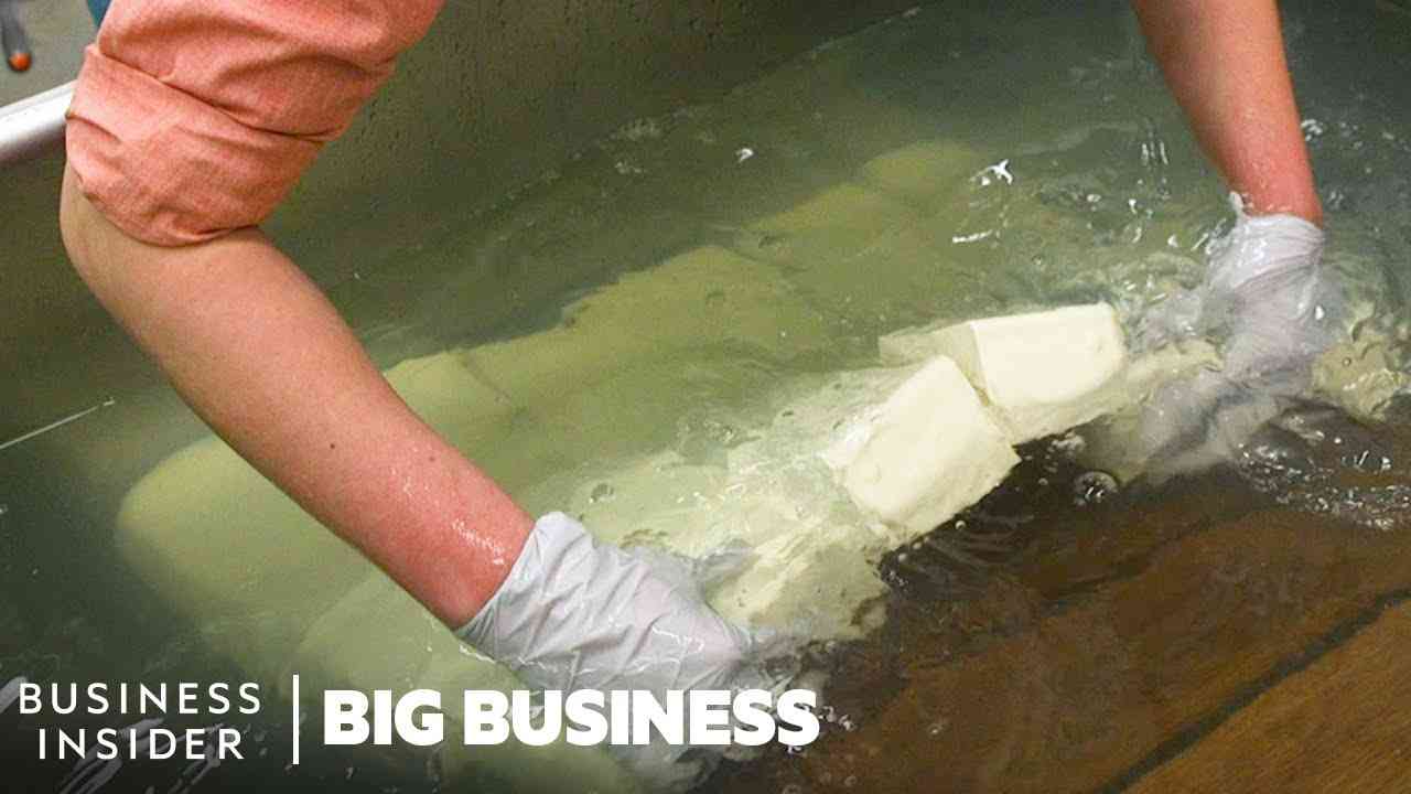 How 3,000 pounds of tofu a day is hand-crafted |  big business  Agriculture